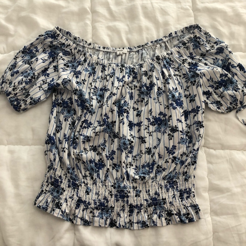 Women’s off the shoulder blouse